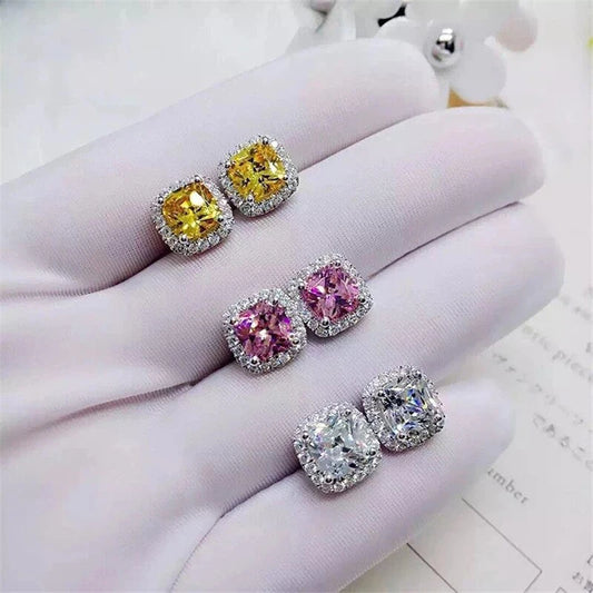 Pendientes Tuerca de Lujo con Zirconia — Diseño Exquisito | Joyería Fina Premium