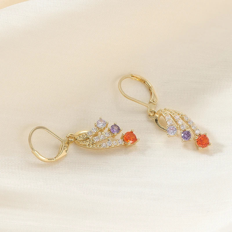 Pendientes Hoja Dorada con Zirconia - Cobre Chapado