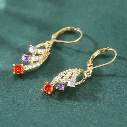 Pendientes Hoja Dorada con Zirconia — Cobre Chapado | Naturaleza y Lujo en Una Joya