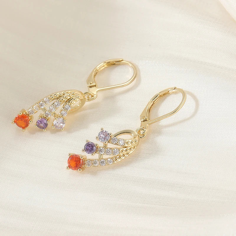 Pendientes Hoja Dorada con Zirconia - Cobre Chapado